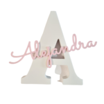 Inicial madera con nombre metacrilato rosa - Imagen 2
