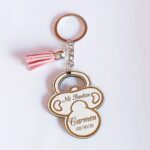 Llavero madera chupete personalizado