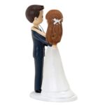 Figura tarta novios compartiendo música - Imagen 2