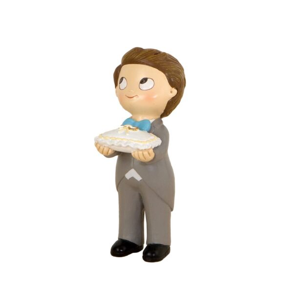 figura niño cojín con anillos