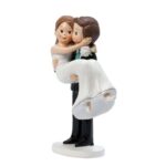 Figura para tarta de Boda novio con novia en brazos