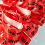 Bodorrio top rojo Pulseras tela - Imagen 2