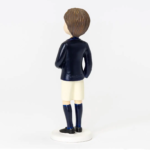 Figura tarta Comunión niño moreno pantalón corto - Imagen 2
