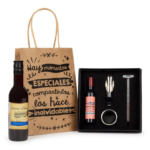 Vino señorío de los Llanos y accesorios regalo boda