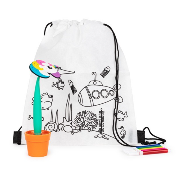 mochila colorear y boli maceta detalles para niños